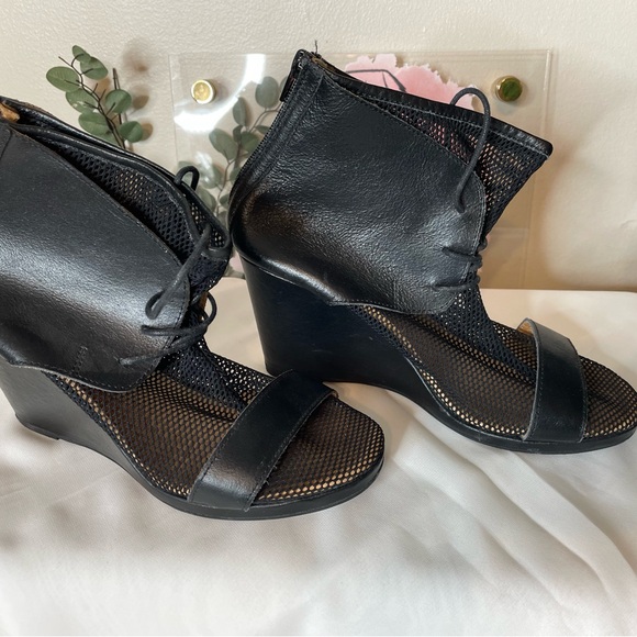 Authentic Maison Martin Margiela MM6 Black Mesh Net and Leather Wedge. - Picture 9 of 14